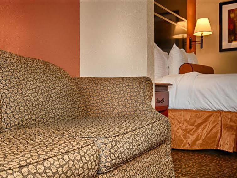 Best Western Gardendale Esterno foto